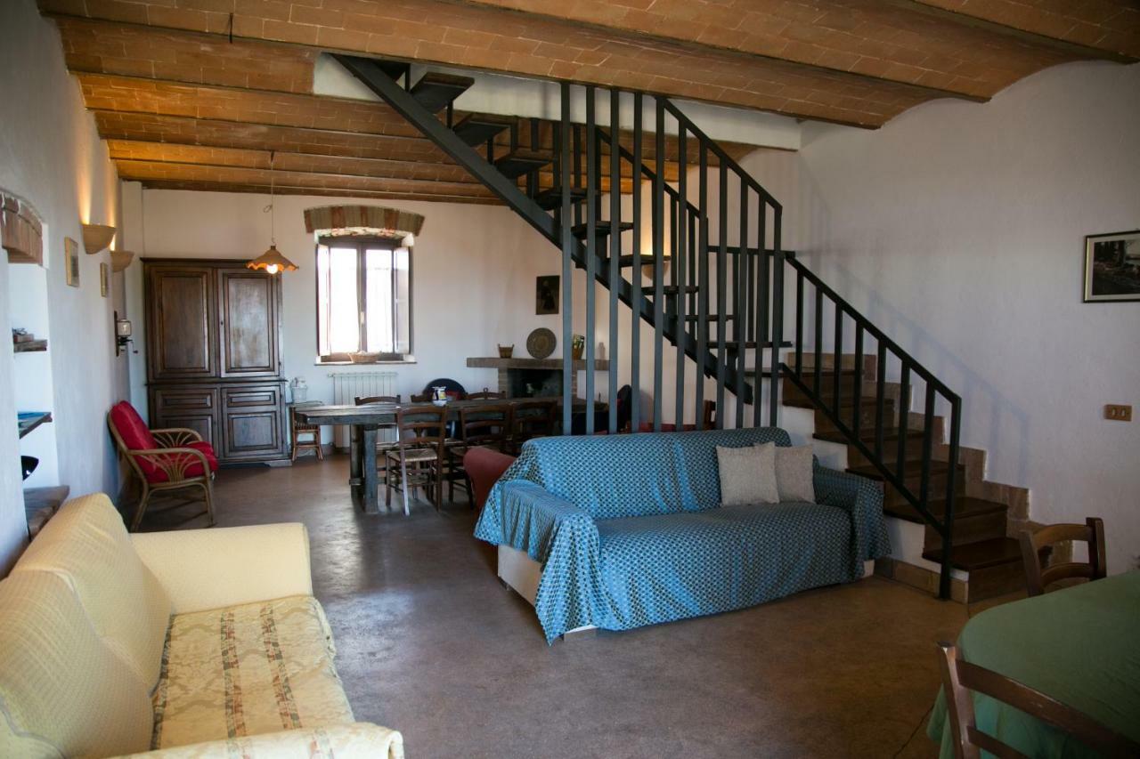 Meridiano 12 Bolsena Bagian luar foto